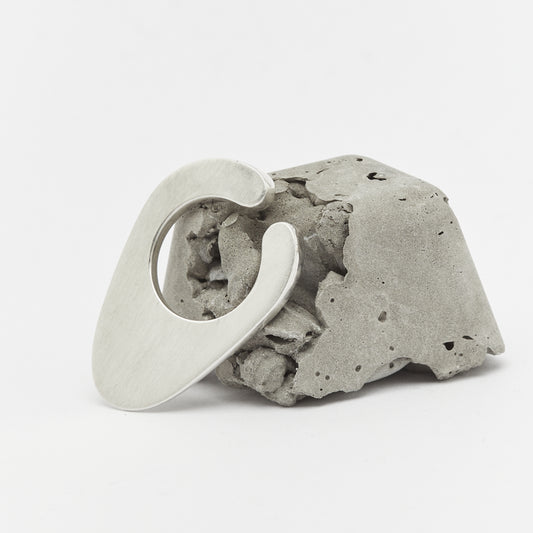 Contemporary silver ear cuff minimalist negative space rock design jewellery by AROE - Unique handcrafted silver ear cuff – statement jewellery by AROE.