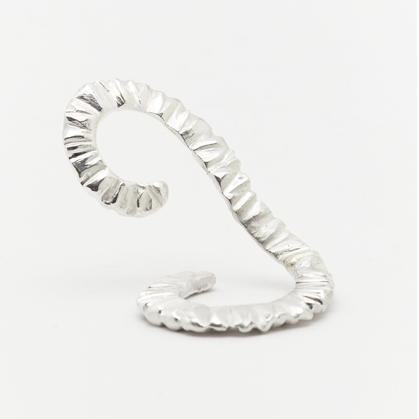 Minimalist sculptural textured silver ear cuff – AROE jewelry piece - Unique handcrafted silver ear cuff – statement jewellery by AROE.

