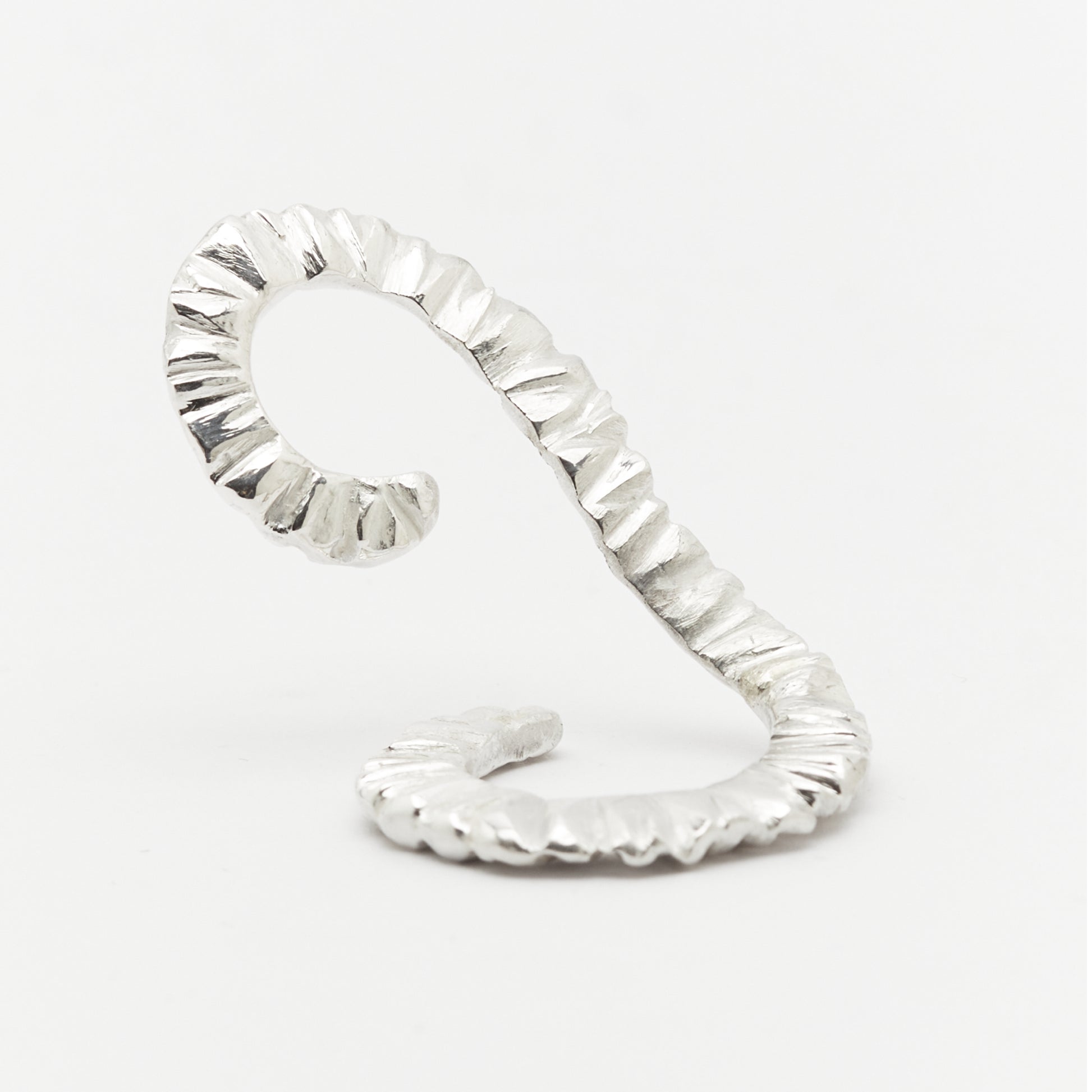 Minimalist sculptural textured silver ear cuff – AROE jewelry piece - Unique handcrafted silver ear cuff – statement jewellery by AROE.

