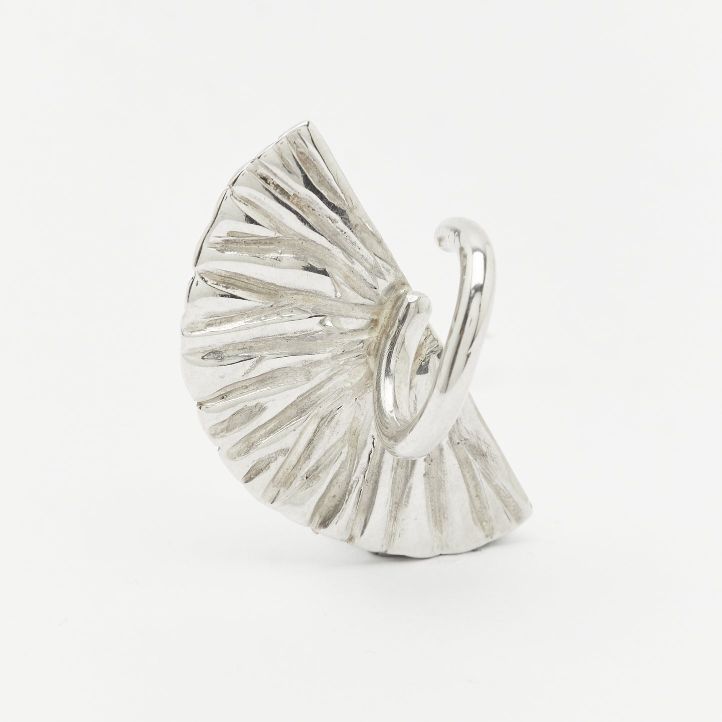 Minimalist silver ear cuff swinging design poetic jewelry AROE - Unique handcrafted silver ear cuff – statement jewellery by AROE.
