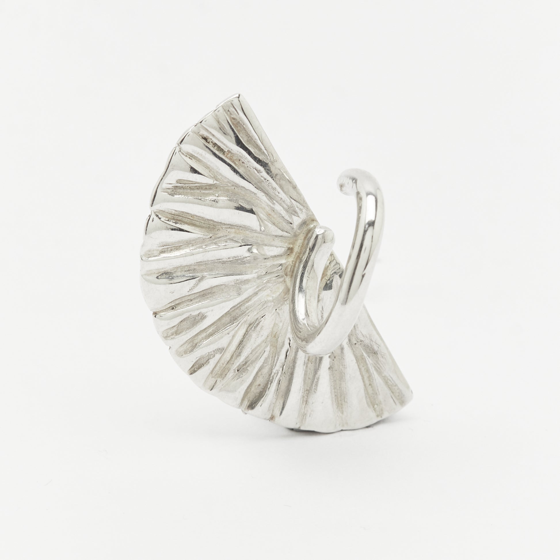 Minimalist silver ear cuff swinging design poetic jewelry AROE - Unique handcrafted silver ear cuff – statement jewellery by AROE.
