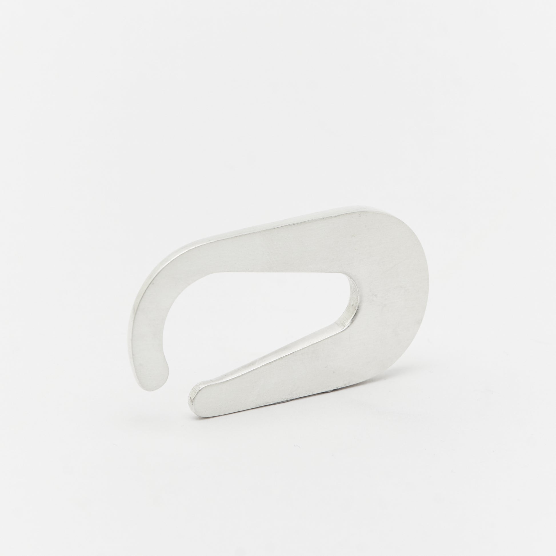 Minimalist sculptural earcuff quiet design silver - Unique handcrafted silver ear cuff – statement jewellery by AROE.
