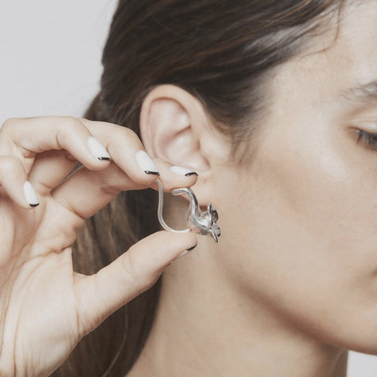 blooming resilience_Statement_Silver_Ear_cuff_by_AROE_stop_motion